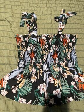 Rachel Zoe floral tank